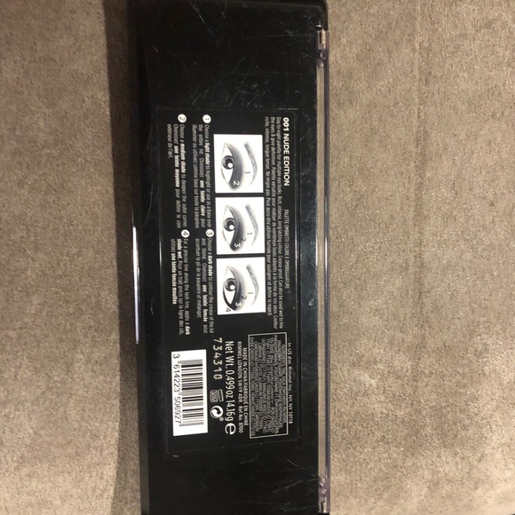 Rimmel London Magnif’Eyes NUDE Edition Eye Palette - Picture 3 of 3